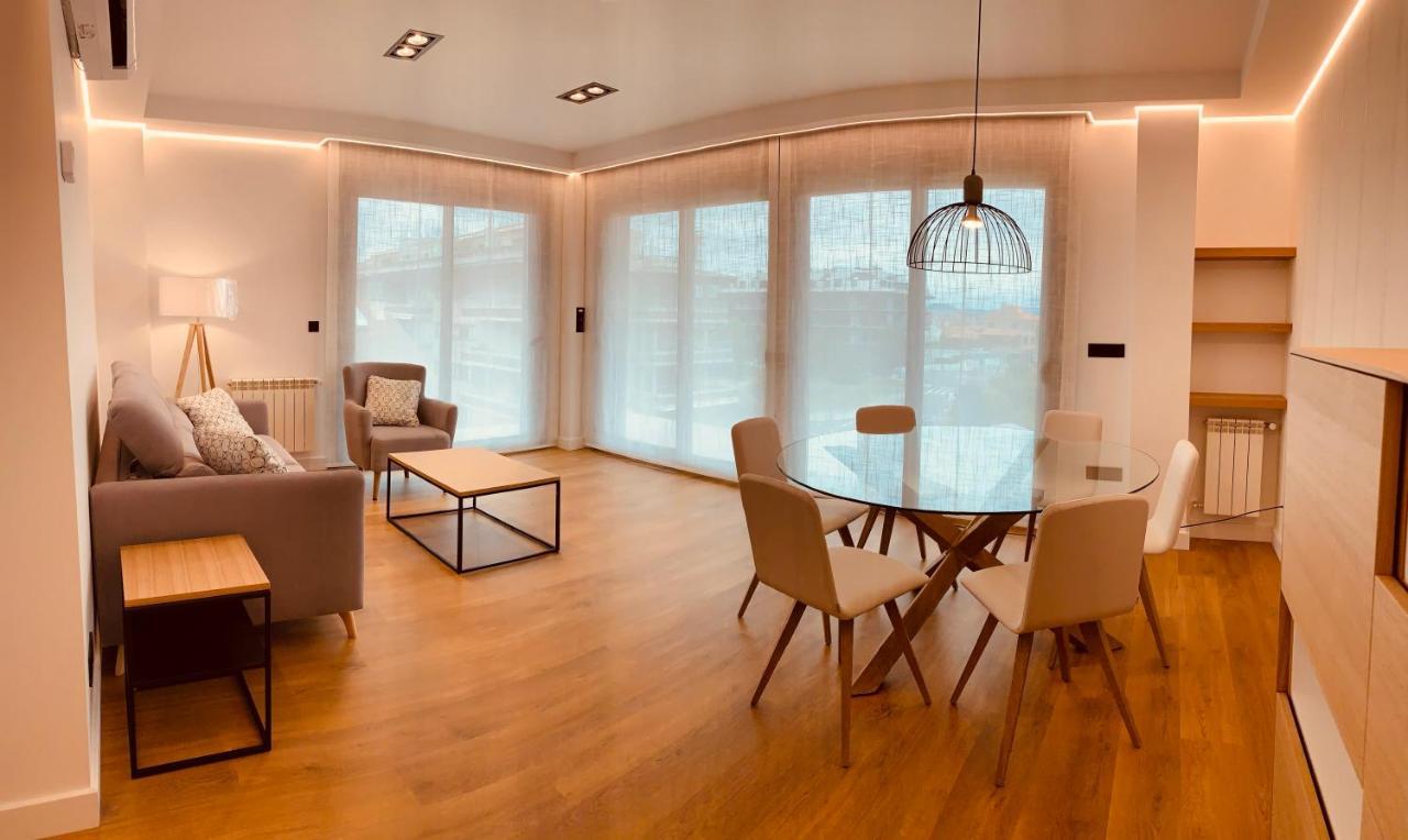 Canelas Premium Nuevos Con Piscina, Amplias Terrazas Y Garaje * Portonovo